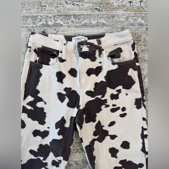 Abercrombie & Fitch High Rise 90's Relaxed Pants Cow Print Black/Brown and Cream - Picture 2 of 7